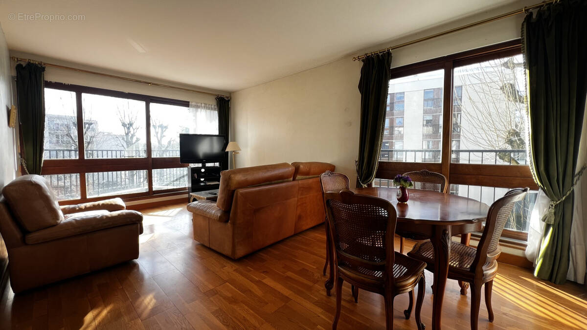 Appartement à LE CHESNAY