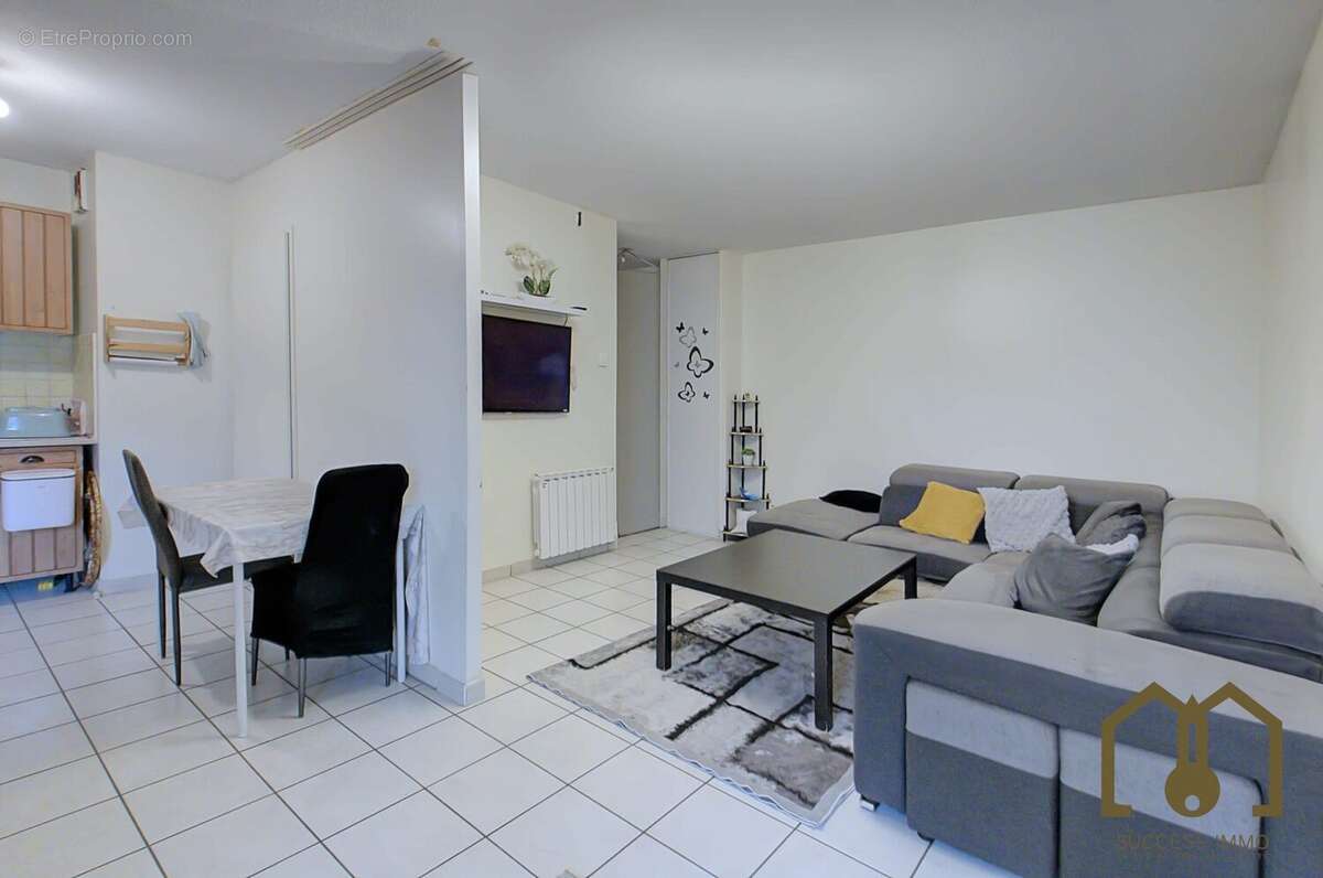 Appartement à VAULX-EN-VELIN