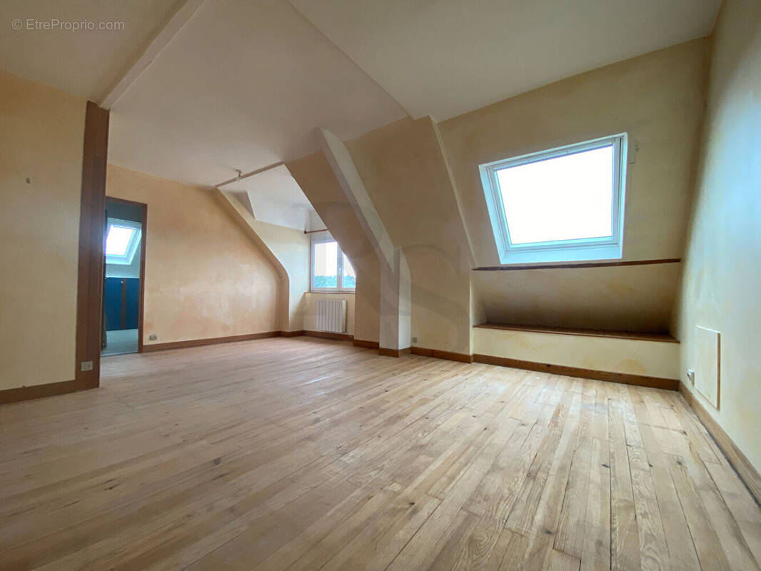 Appartement à FALAISE