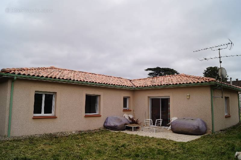Maison à LE PASSAGE