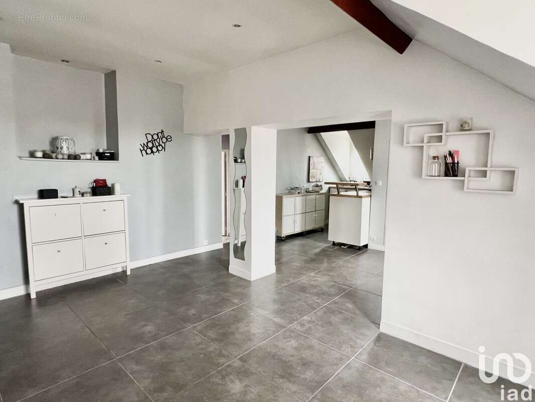 Photo 2 - Appartement à SARCELLES