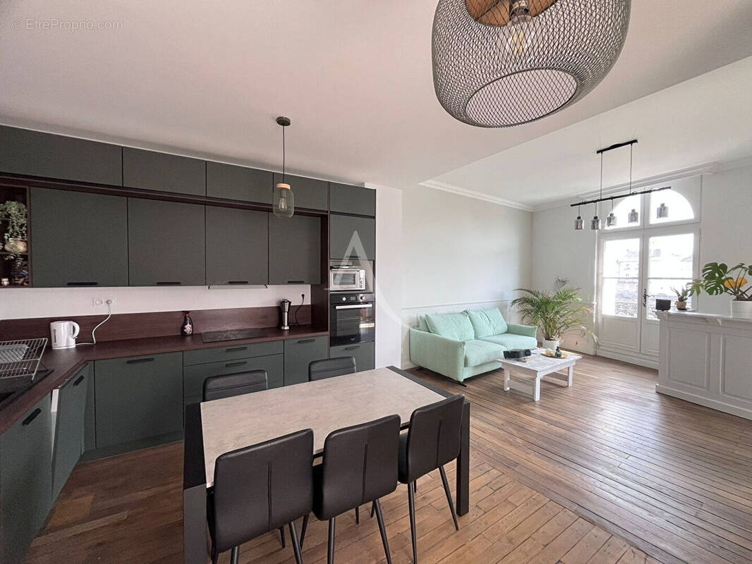 Appartement à LAVAL