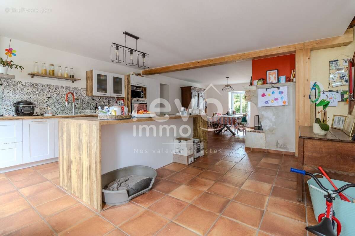 Maison à SAUVETERRE-DE-GUYENNE