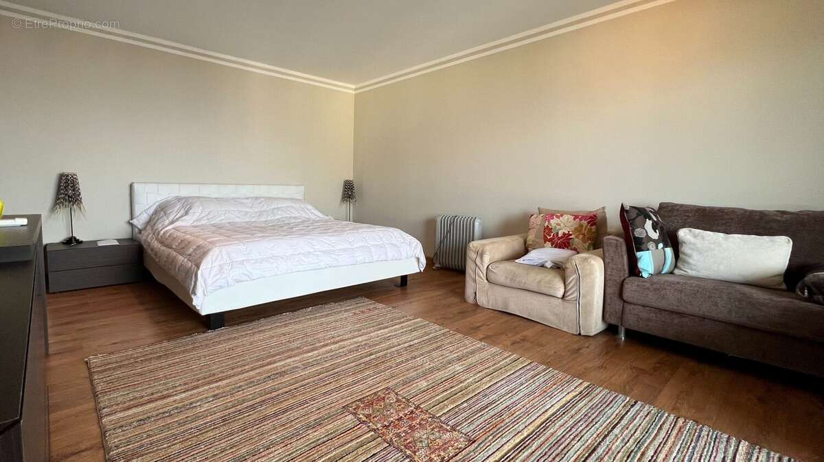 Appartement à EVIAN-LES-BAINS