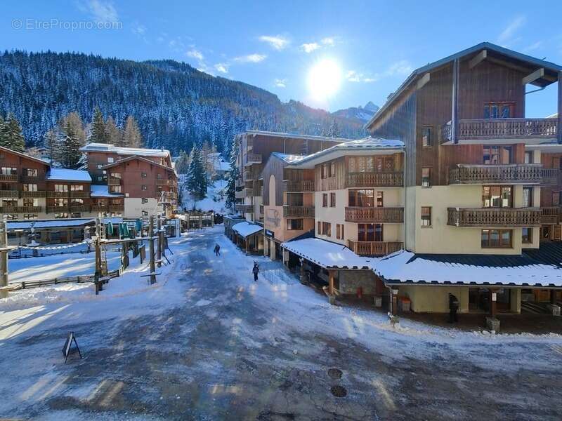 Appartement à AVRIEUX