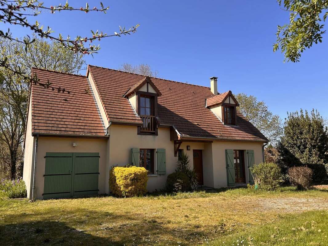 Maison à BADECON-LE-PIN