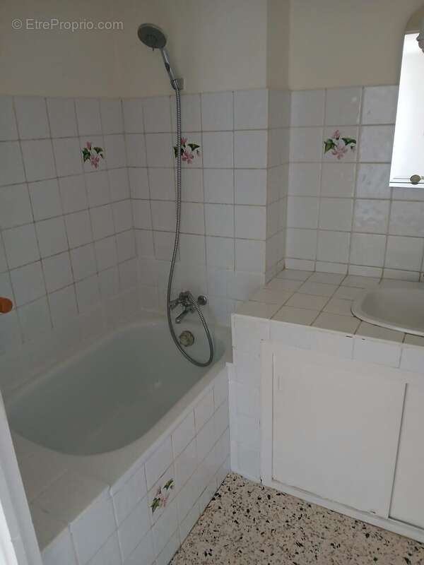 Appartement à SAINT-CHRISTOL-LES-ALES