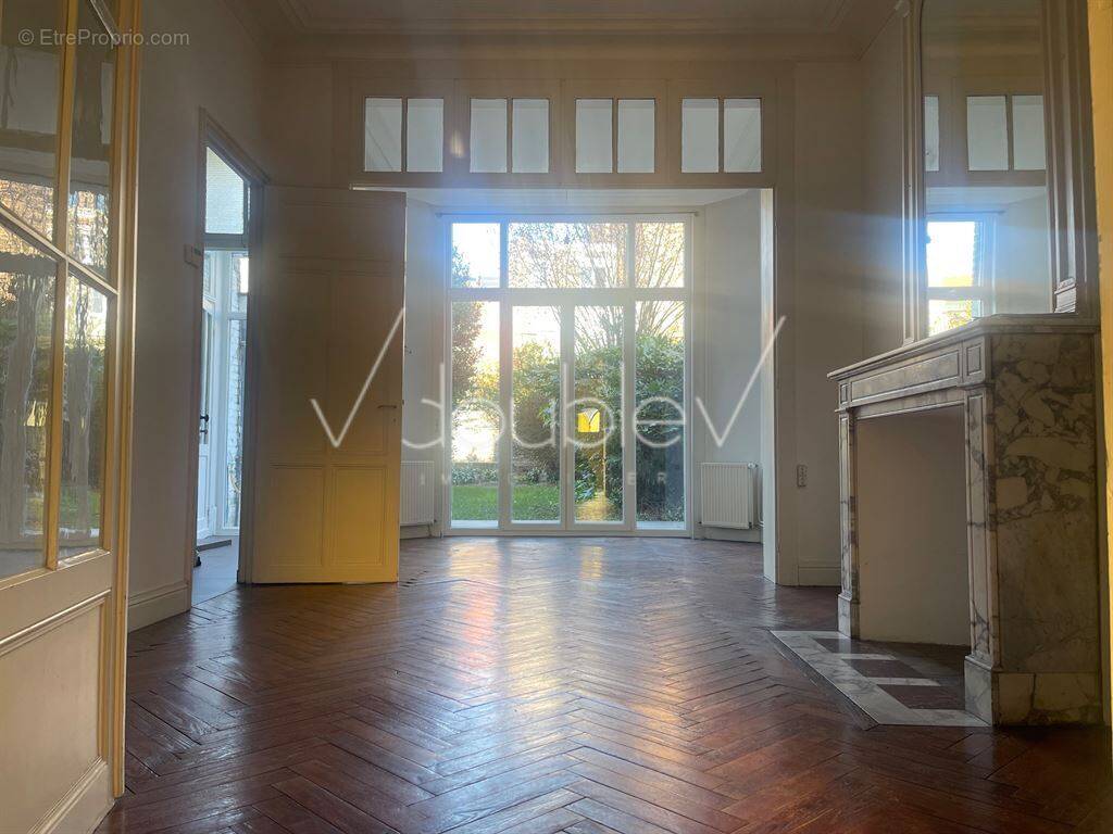 Appartement à LA MADELEINE