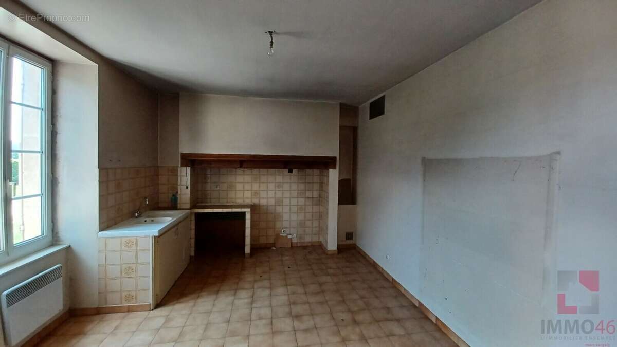 Maison à PRAYSSAC