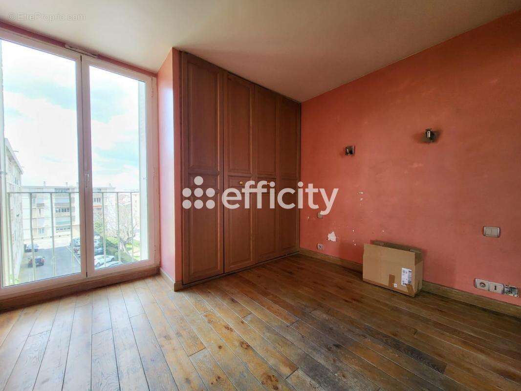 Appartement à MARSEILLE-10E