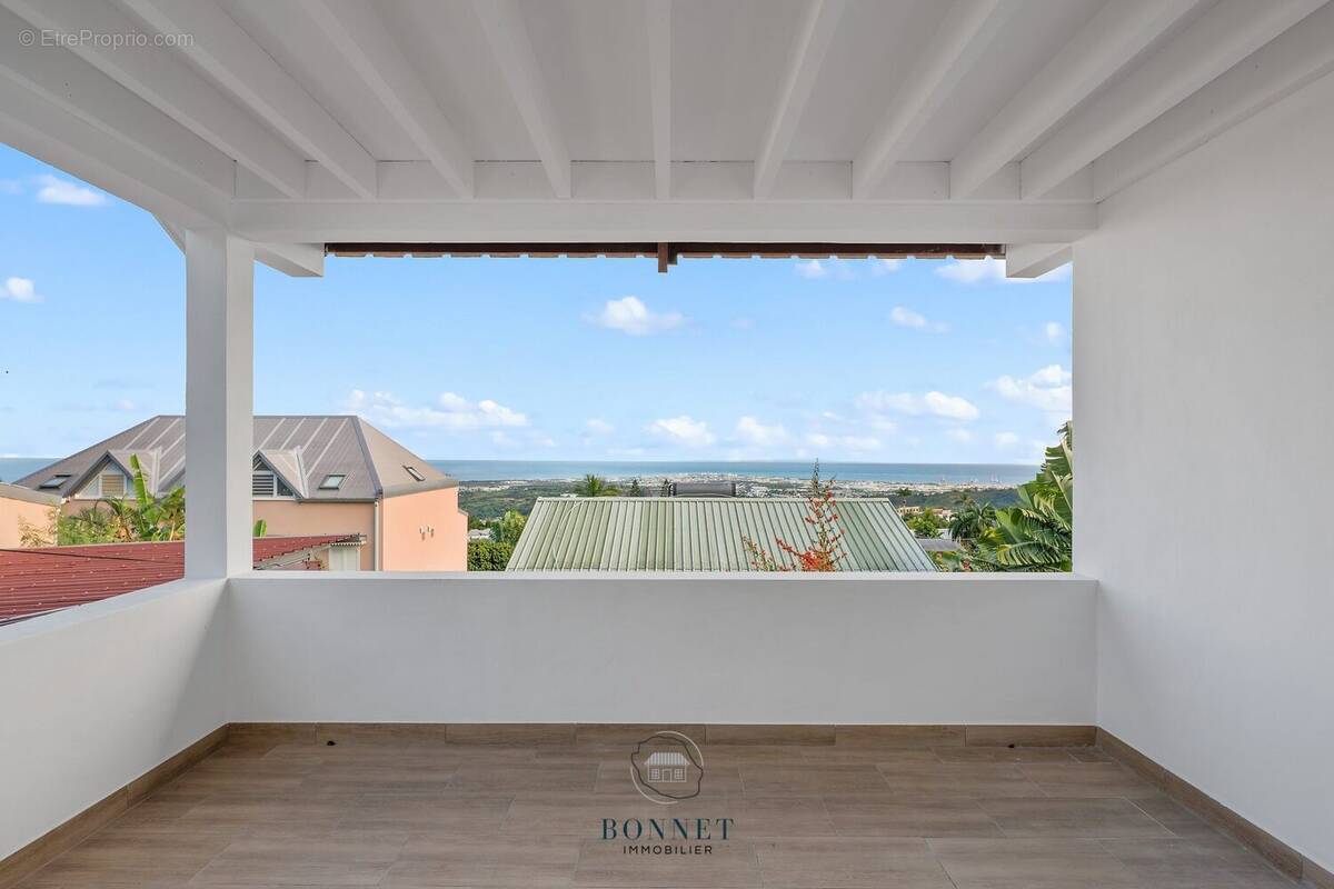 Appartement à SAINT-PIERRE