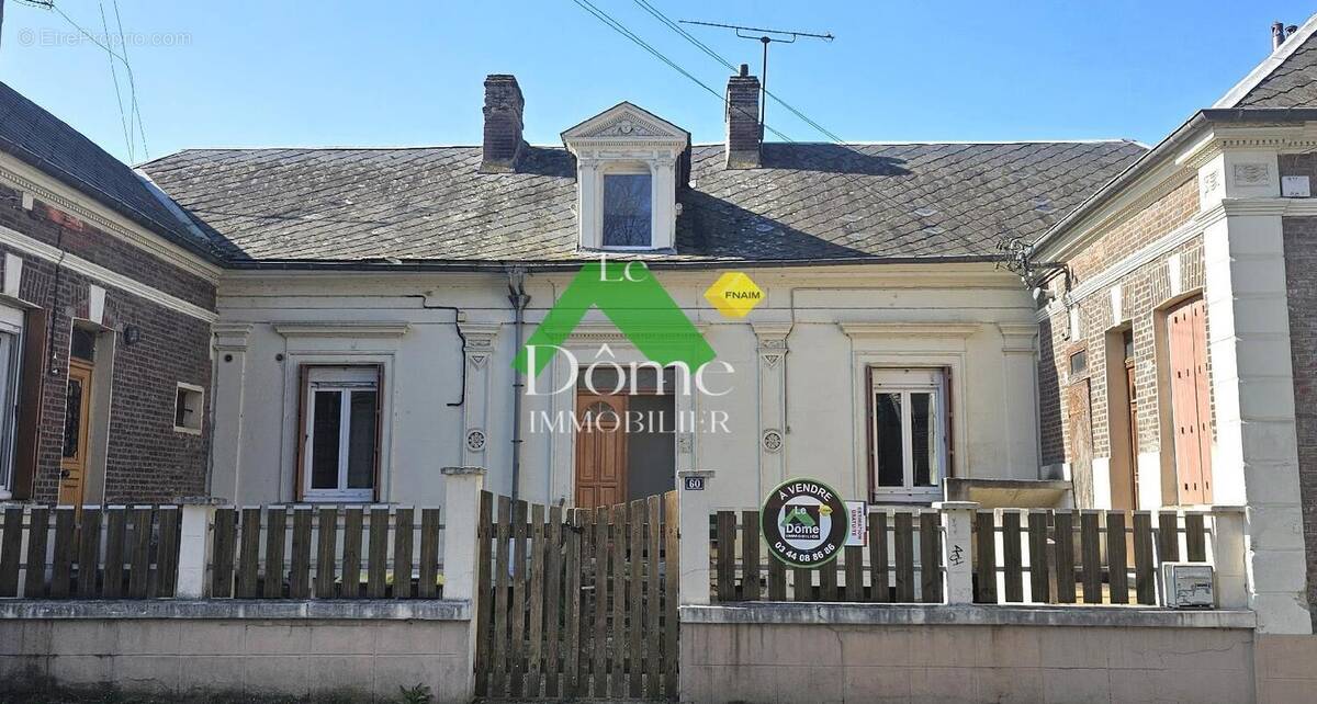 Maison à MERU