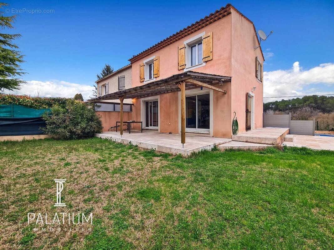 Maison à PERTUIS