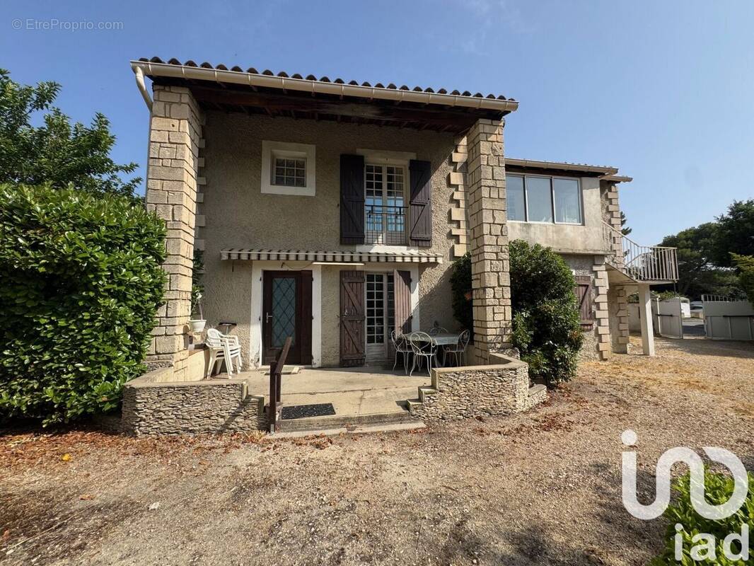 Photo 1 - Maison à VEDENE