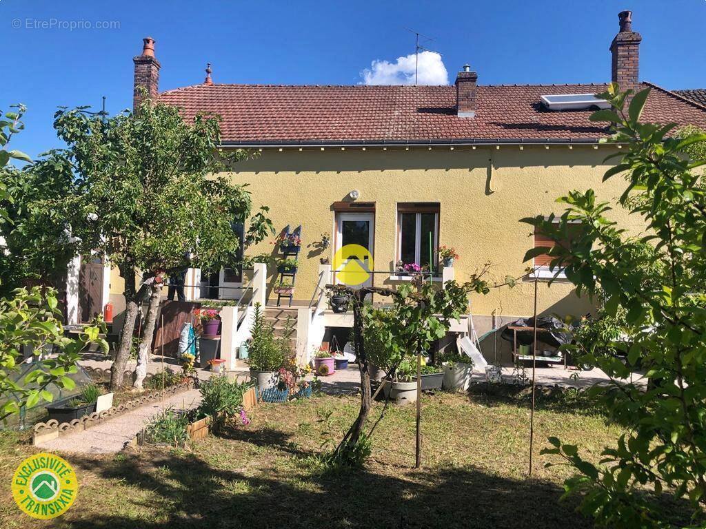 Maison à BONNY-SUR-LOIRE