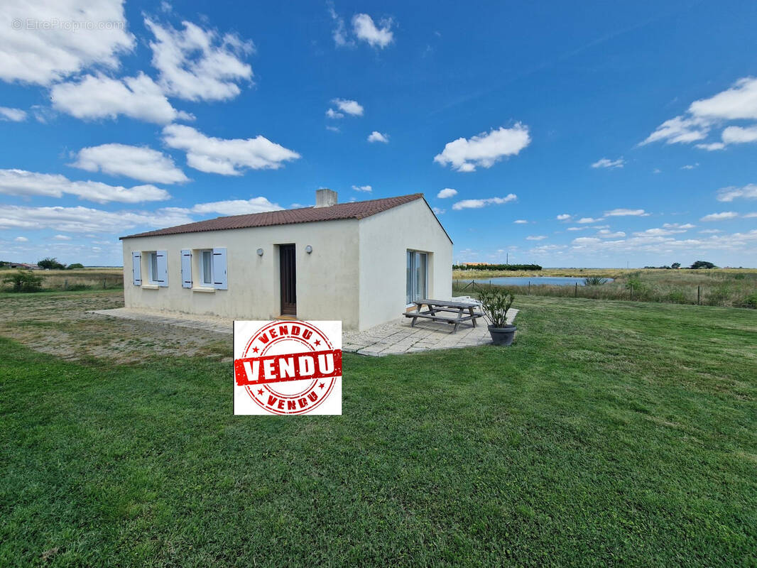 Maison à BOUIN