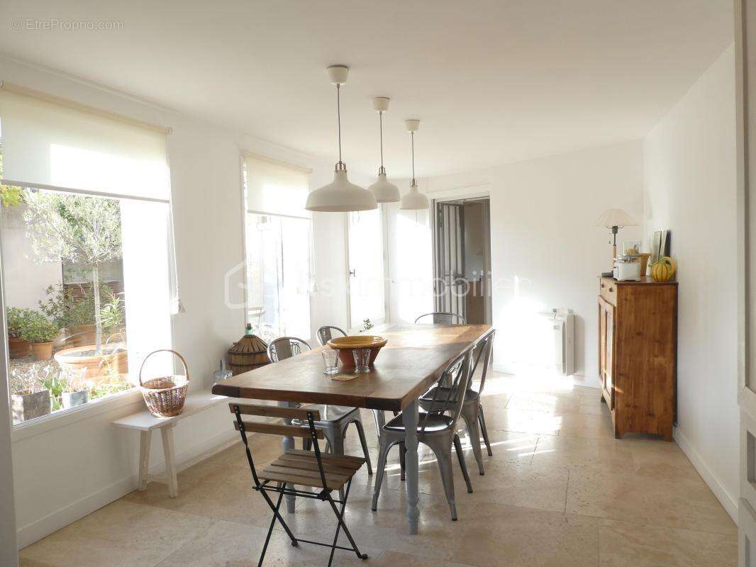 Maison à MAUSSANE-LES-ALPILLES