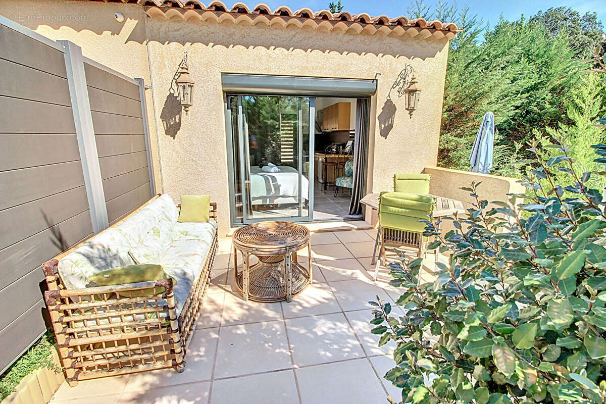 Maison à LORGUES