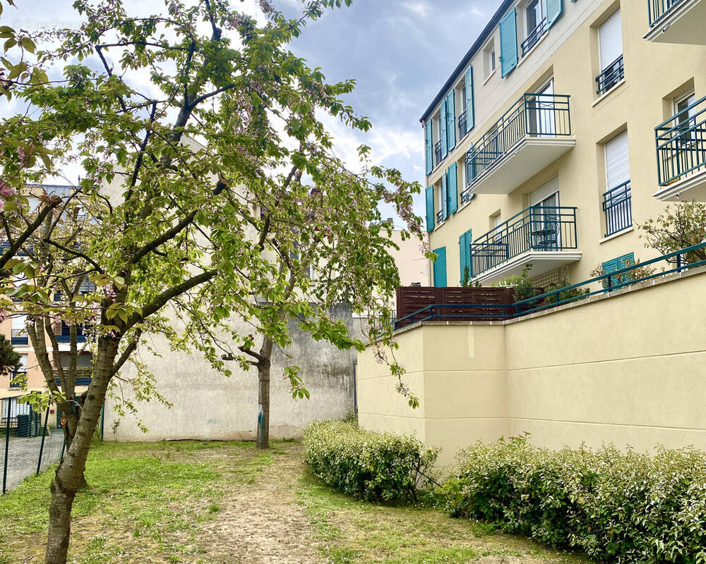 Appartement à EPINAY-SUR-SEINE