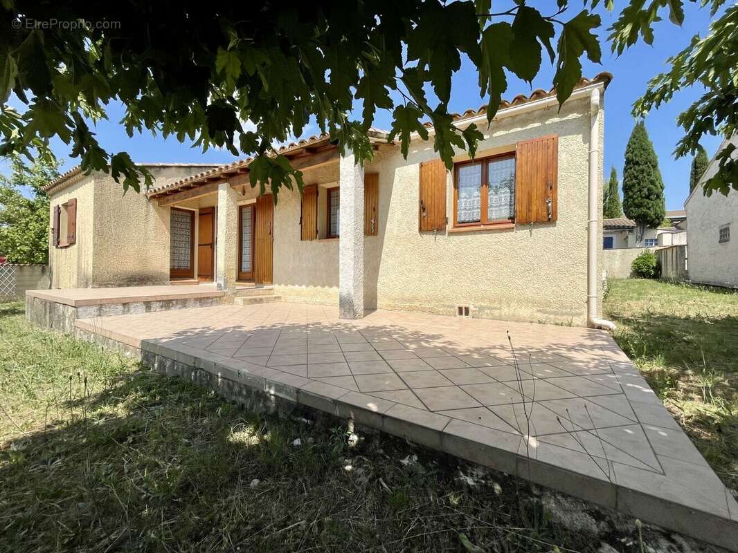 Maison à LAGNES