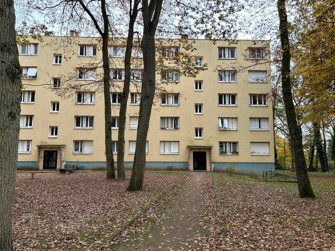 Appartement à SAINT-GERMAIN-LES-ARPAJON