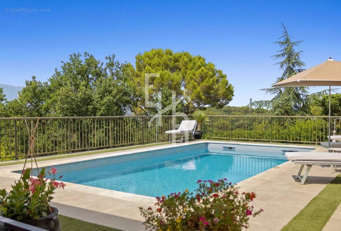 Maison à ANTIBES