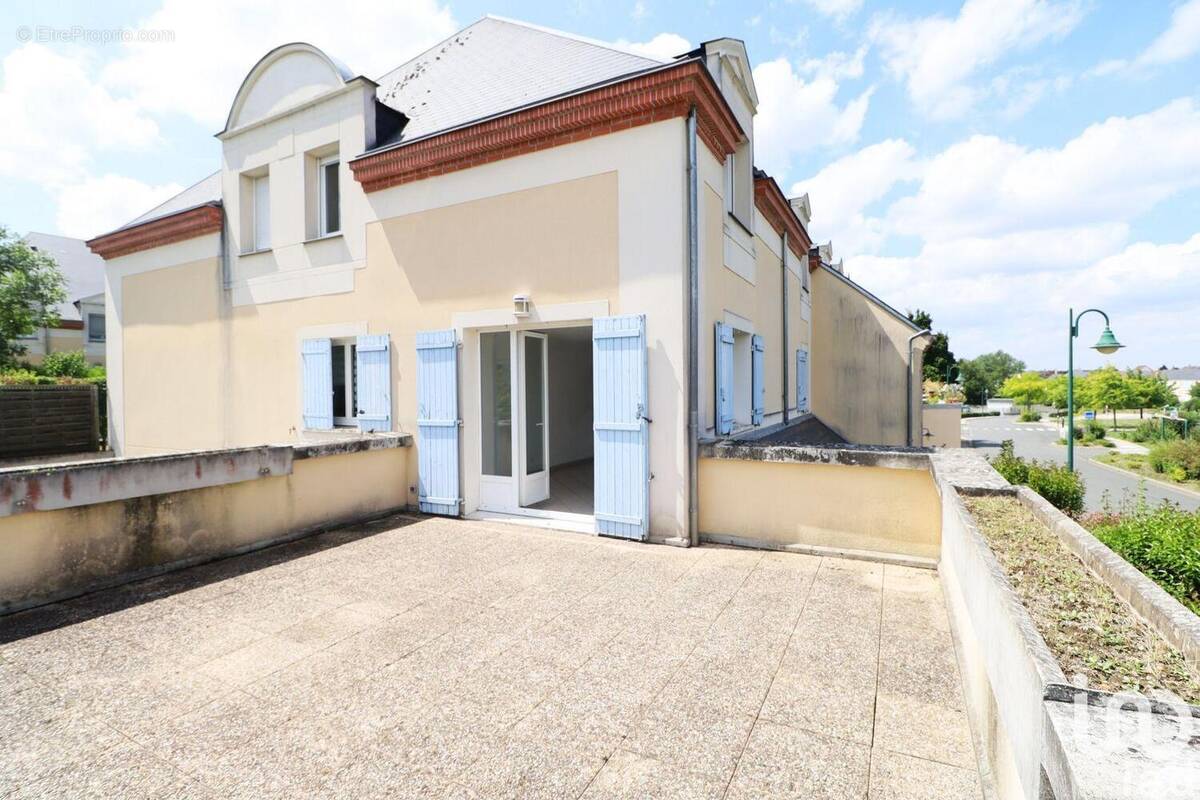 Photo 1 - Appartement à CHECY