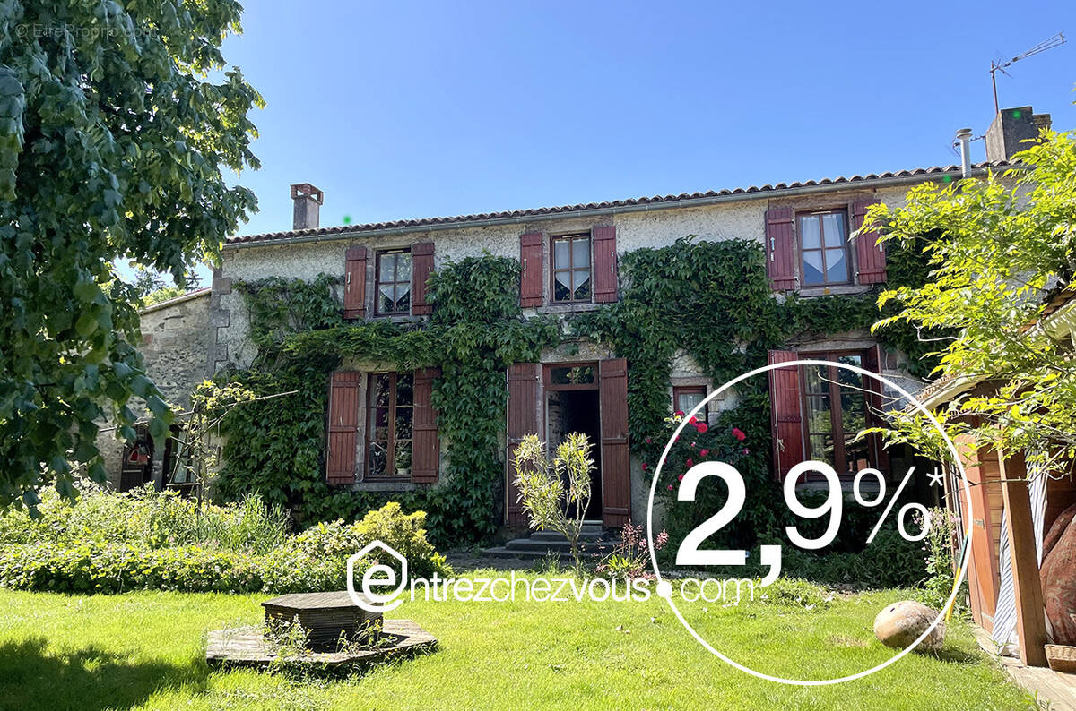 Maison à SAINT-PIERRE-DU-CHEMIN