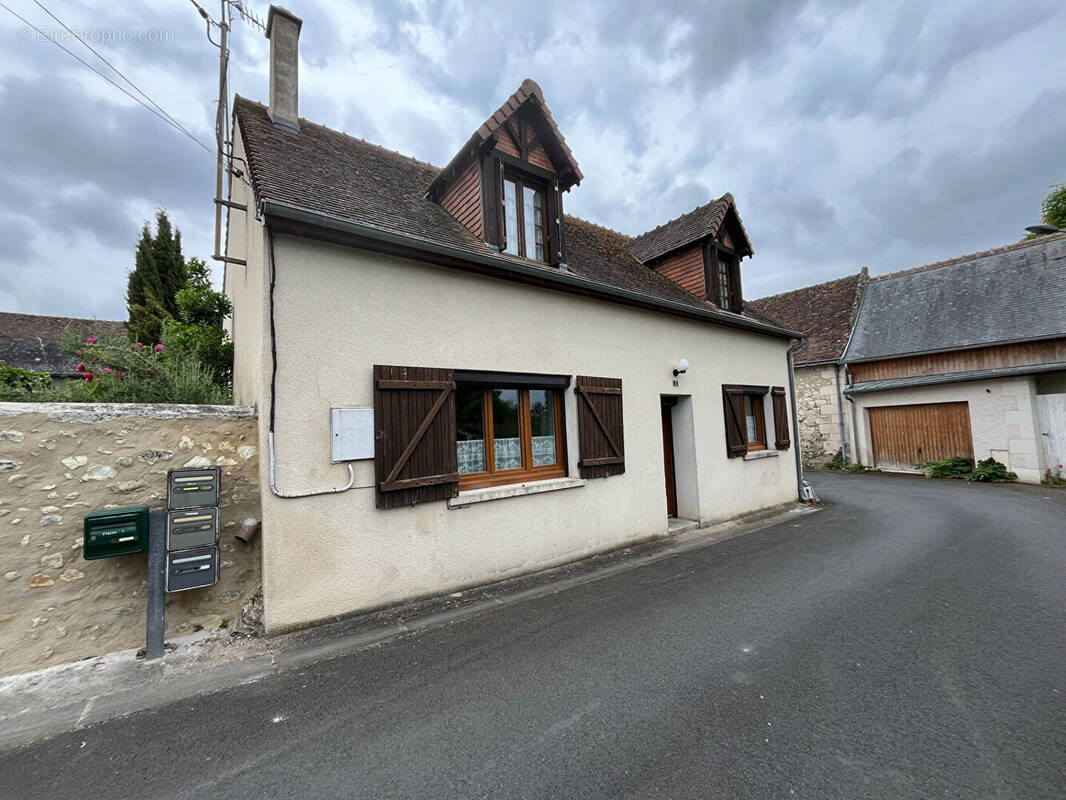 Maison à SAINTE-MAURE-DE-TOURAINE