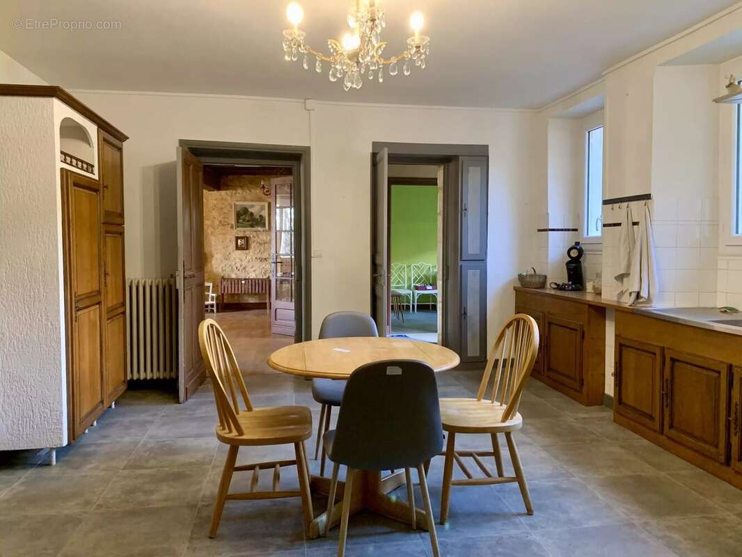 Maison à SAINT-CYPRIEN
