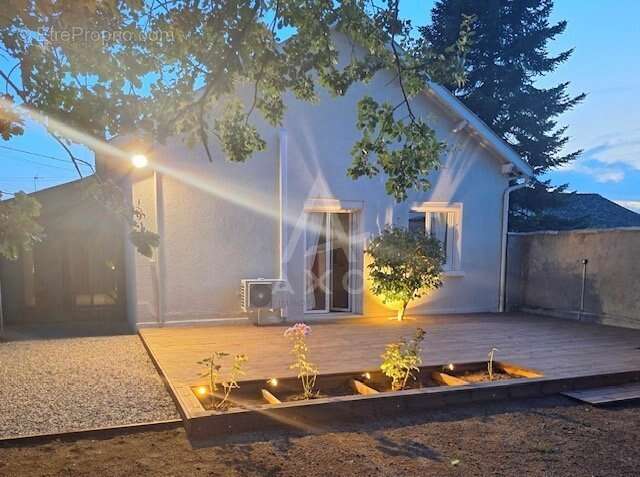 Maison à SAINT-YRIEIX-SUR-CHARENTE
