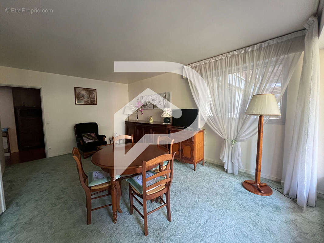 Appartement à MAUREPAS