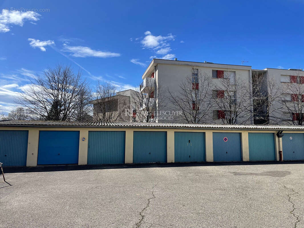 Appartement à LYON-8E