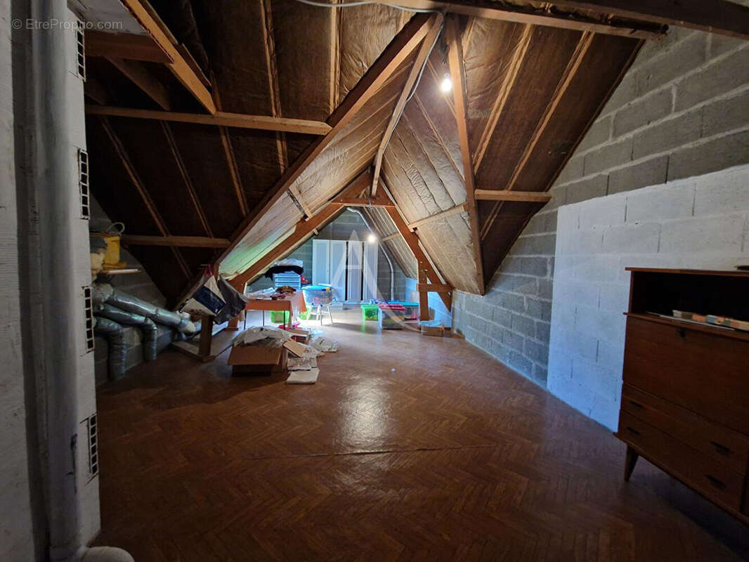 Maison à SAINT-BARTHELEMY-D&#039;ANJOU