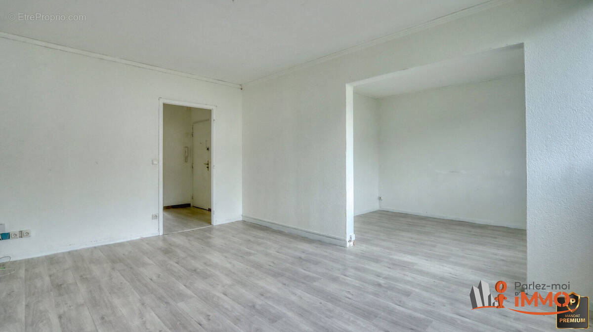 Appartement à SAINT-ETIENNE