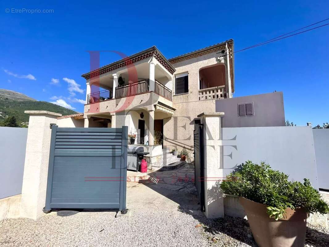Appartement à VENCE