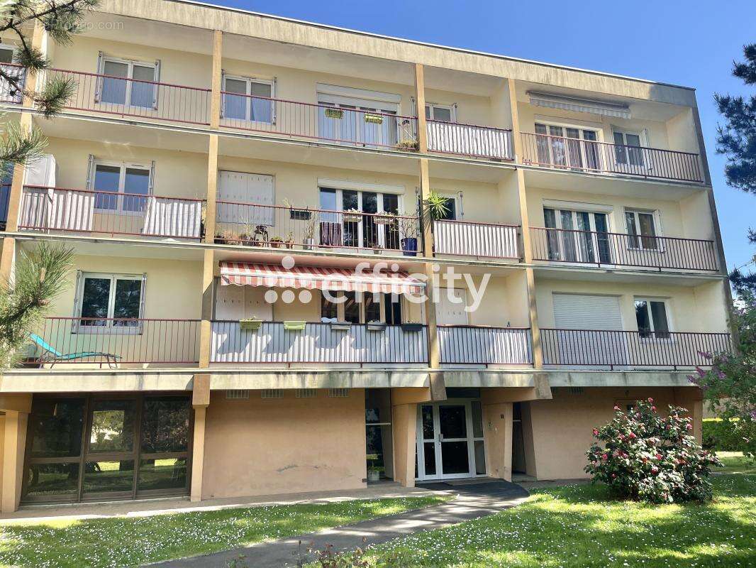 Appartement à SAINT-SEBASTIEN-SUR-LOIRE
