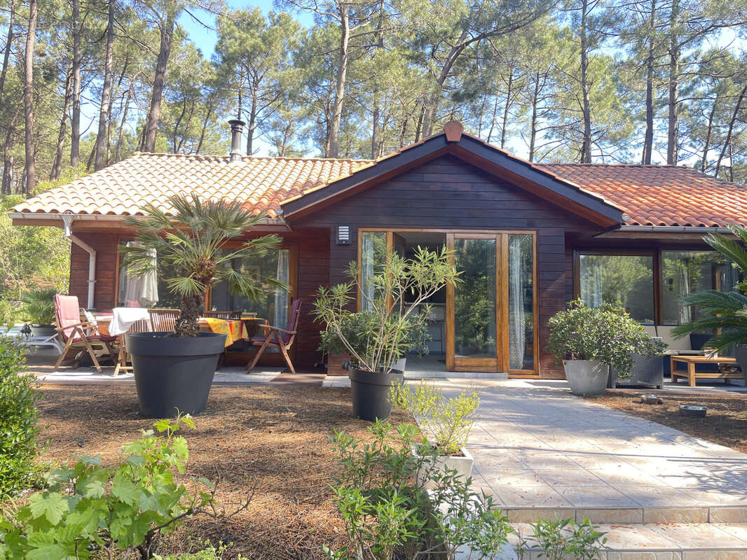 Maison à LACANAU