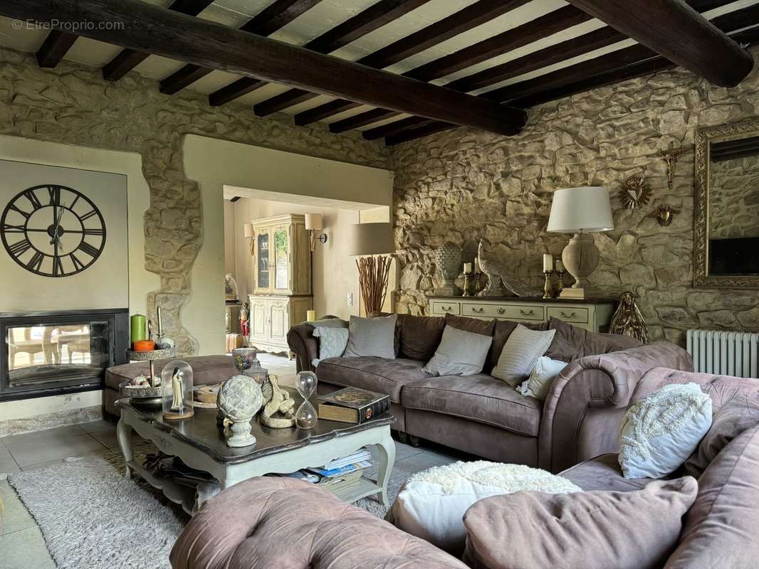 Maison à MILHAUD