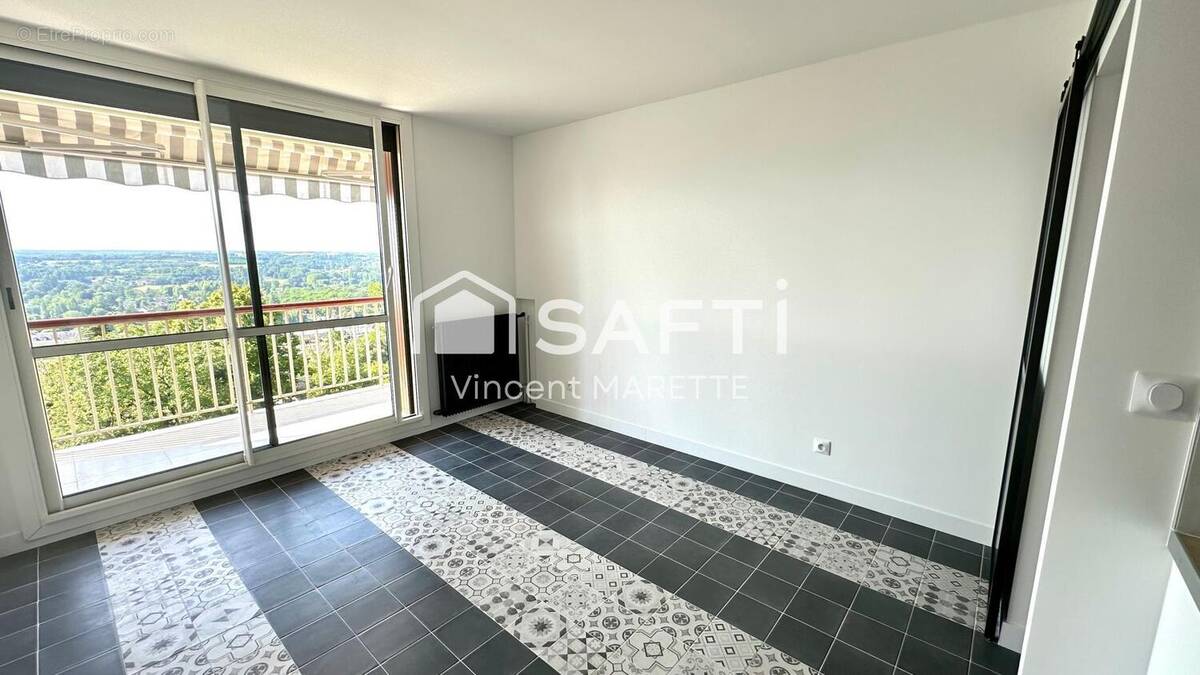 Photo 1 - Appartement à MONTRICHARD