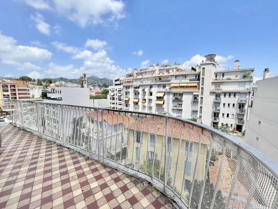 Appartement à NICE