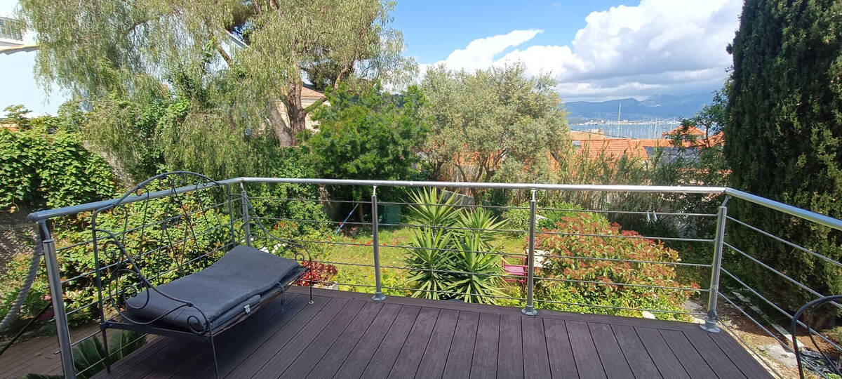 Appartement à SAINT-MANDRIER-SUR-MER
