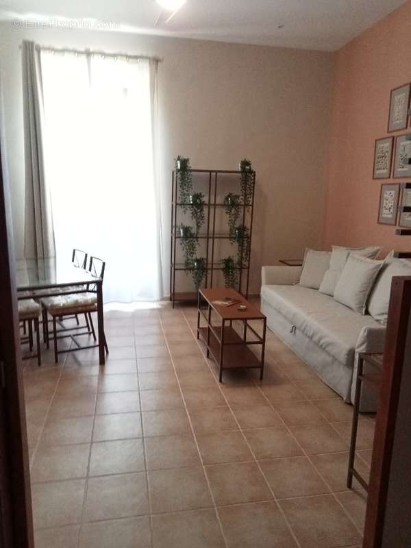 Appartement à GANGES