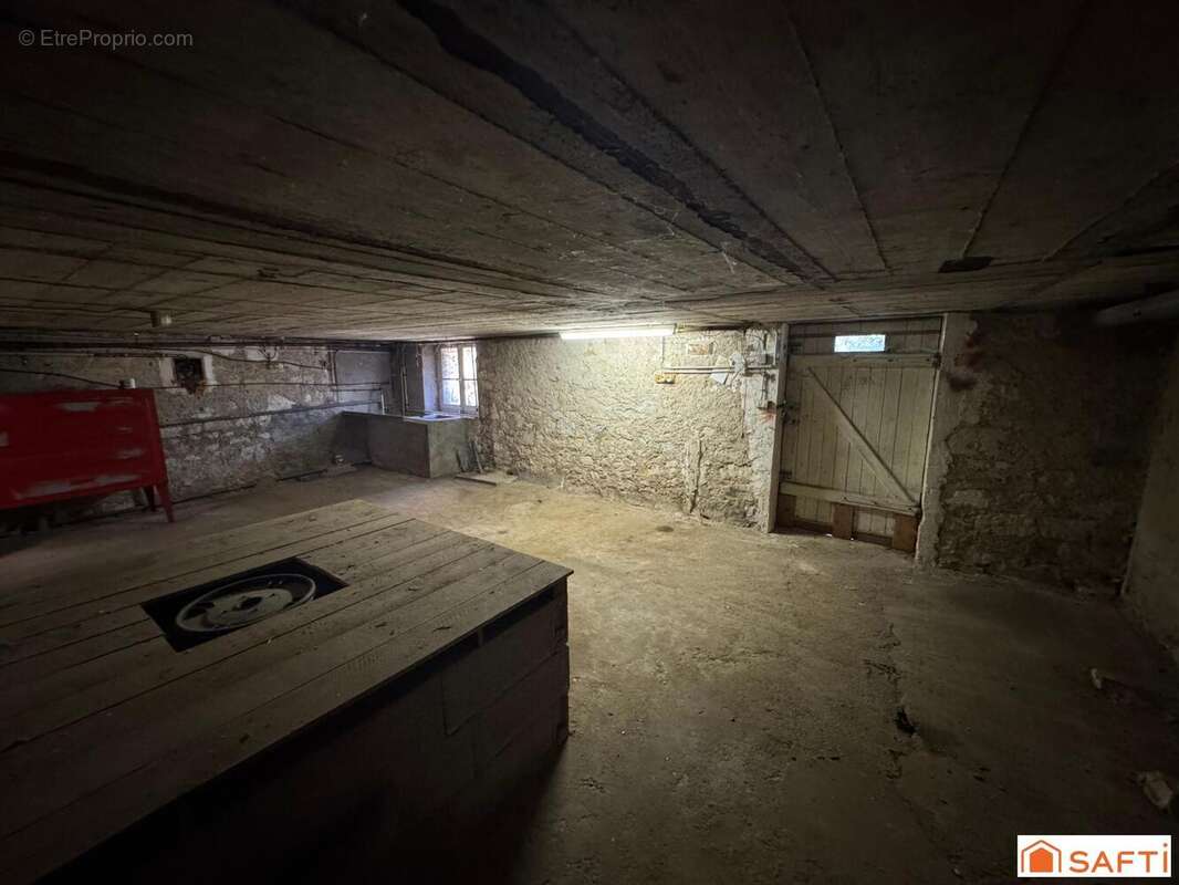 Photo 8 - Maison à VARENNES-EN-ARGONNE