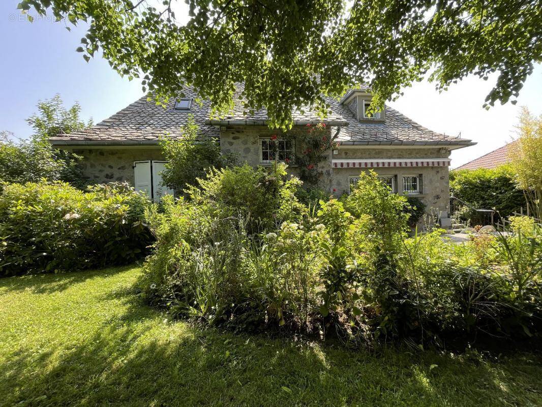 Maison à AURILLAC