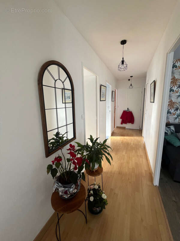 Maison à MIGNALOUX-BEAUVOIR