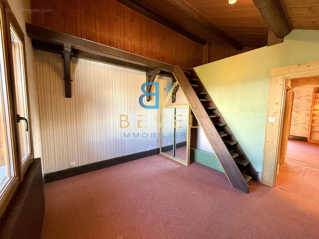 Appartement à FONTCOUVERTE-LA-TOUSSUIRE