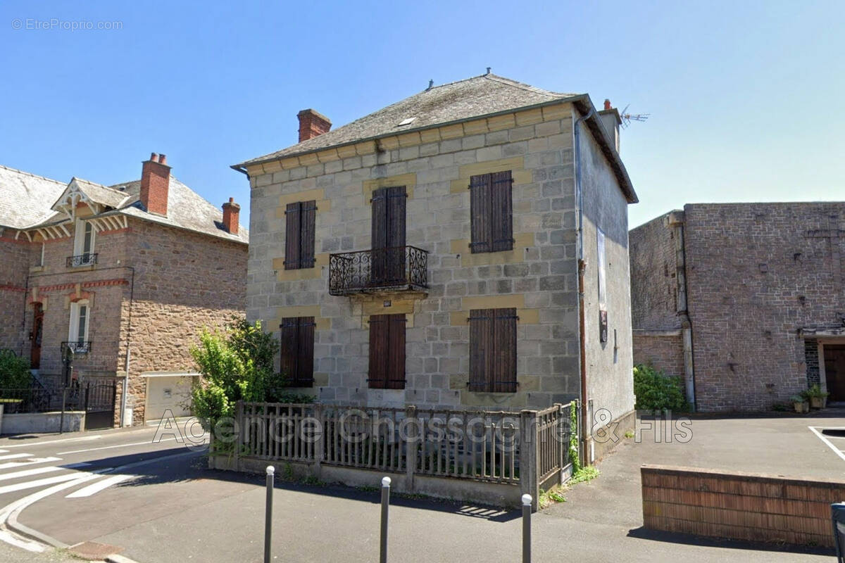 Appartement à BRIVE-LA-GAILLARDE