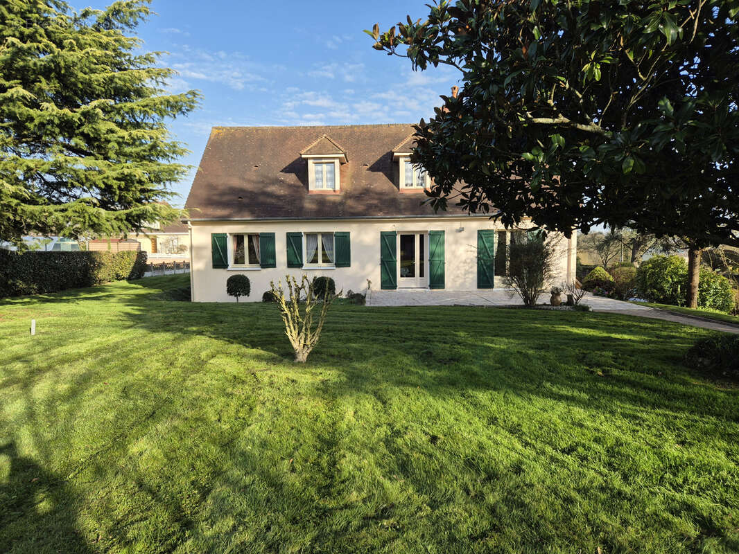Maison à SABLE-SUR-SARTHE