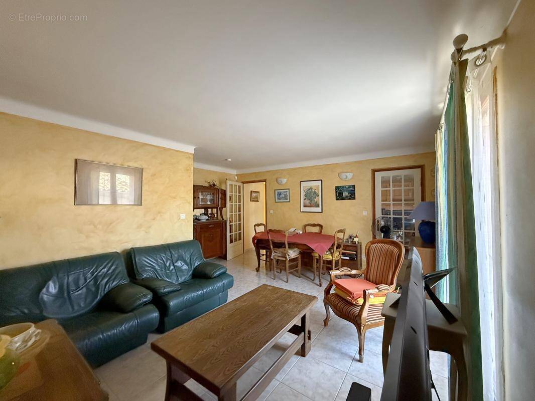 Appartement à BRIGNOLES